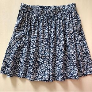 - Hollister blue & white print skirt, size M